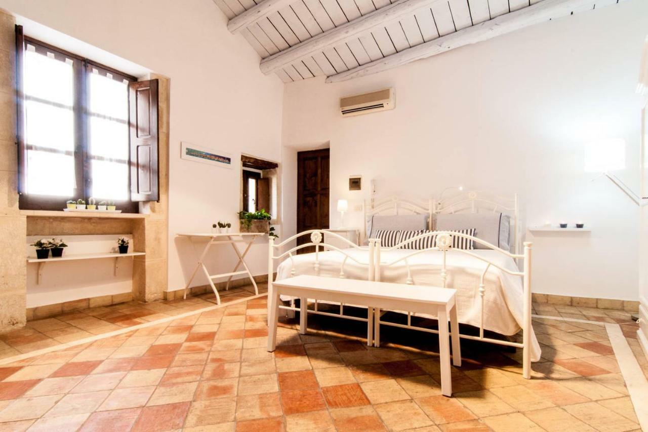 A 50 Passi Dal Tempio Di Apollo Apartment Syracuse Exterior photo